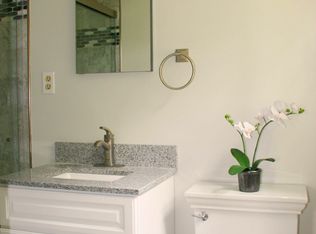 39 Captain Dore Rd, South Yarmouth, MA 02664