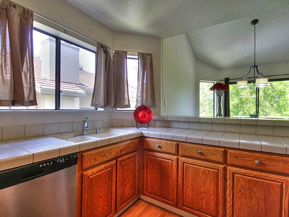 5th image of 1908 Magdalena Cir APT 67
