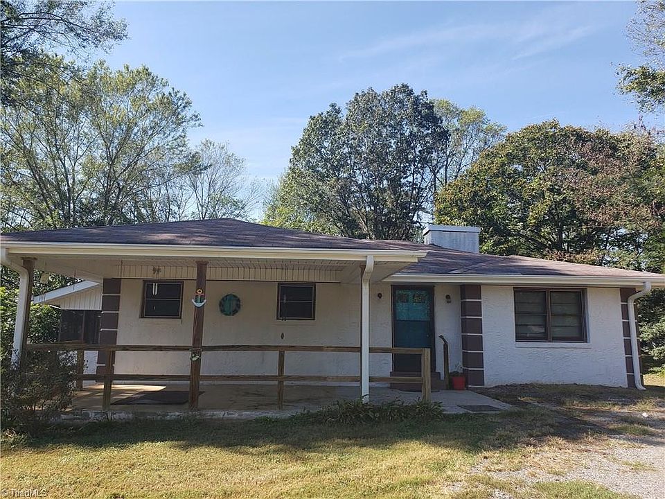 1st image of 3164 Park Dr