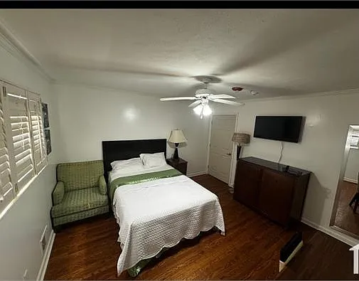 5 bed, $3,000 — Photo 2