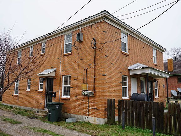 3rd image of 688 E McLemore Ave