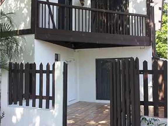 2nd image of 2324 Lena Ln