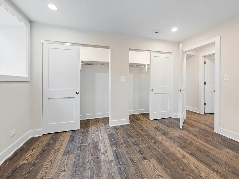 3227 W Belden Ave #G — Photo 18