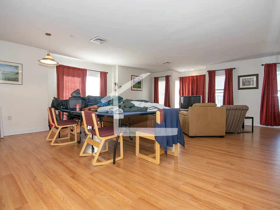 6 Glencoe St #5