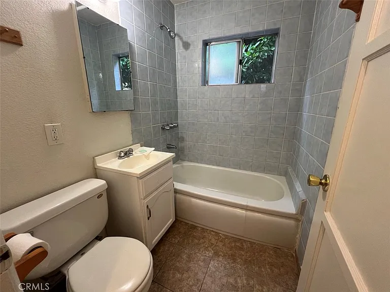 6718 Comet St — Photo 9
