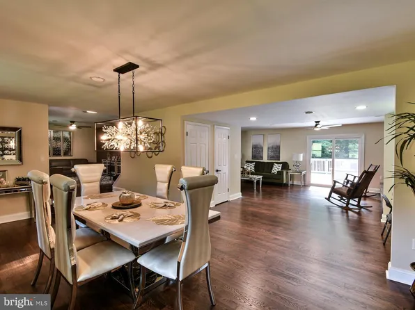 3841 Sunrise Dr, Huntingtown, MD 20639