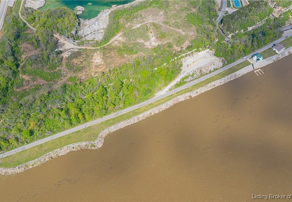 2nd image of L226 Upper River Road