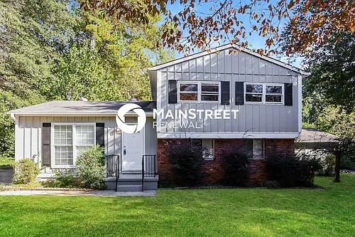 3299 Creatwood Trl SE Photo 1