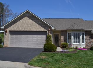 103 Charles Towne Dr, Danville, VA 24541