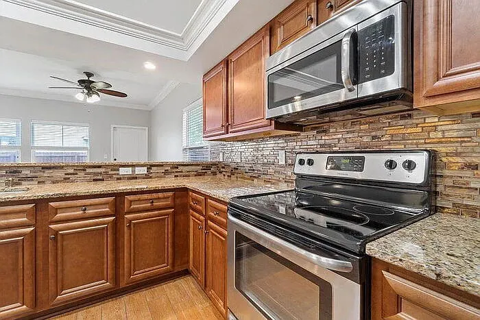 116 Jonquil Ave NW — Photo 4
