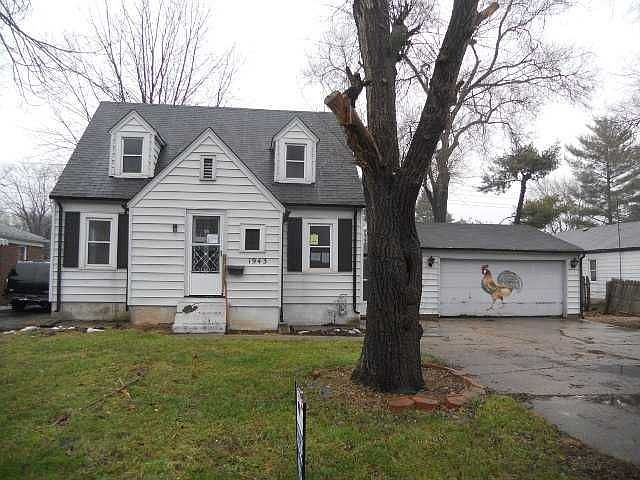 1st image of 1943 N Alton Ave