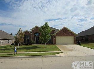 3957 Hunter Peak Rd, Roanoke, TX 76262