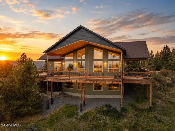 10653 N Payment Peak Rd, Hauser, ID 83854