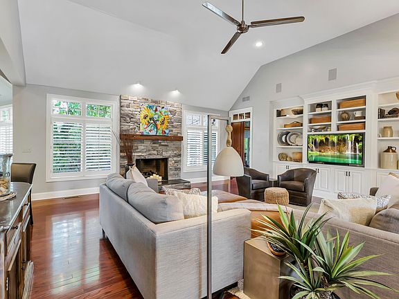 4th image of 6074 Whitney Woods Ct