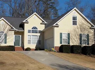 1201 Farming Creek Dr, Simpsonville, SC 29680