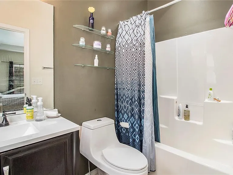 Ensuite Bathroom