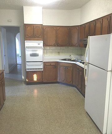 2nd image of 7636 S Evans Ave #2