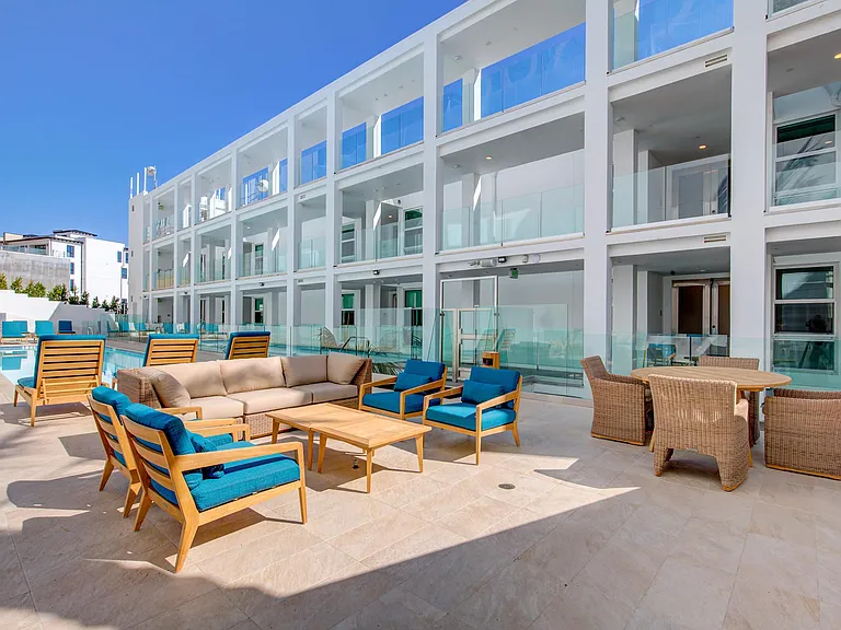 Sea View Villas — Photo 17