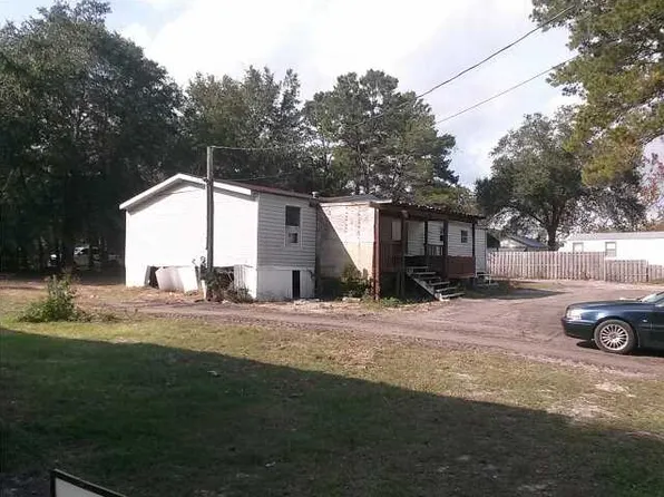 1003 NE 3rd St, Carrabelle, FL 32322