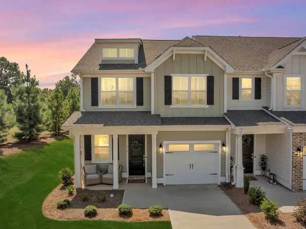 374 Stirrup Ct, Greer, SC 29651