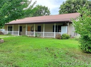 13157 Southwood Dr, Stover, MO 65078