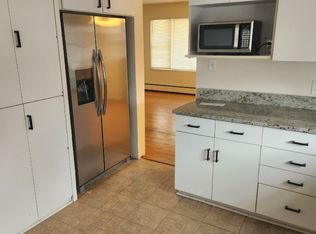 (Undisclosed Address), Arlington, VA 22207