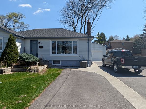 65 English St, Brampton, ON L6X 1L5