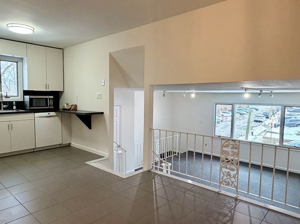 3402 Brookside St #2