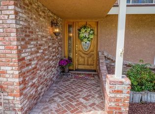 22163 Barbacoa Dr, Santa Clarita, CA 91350