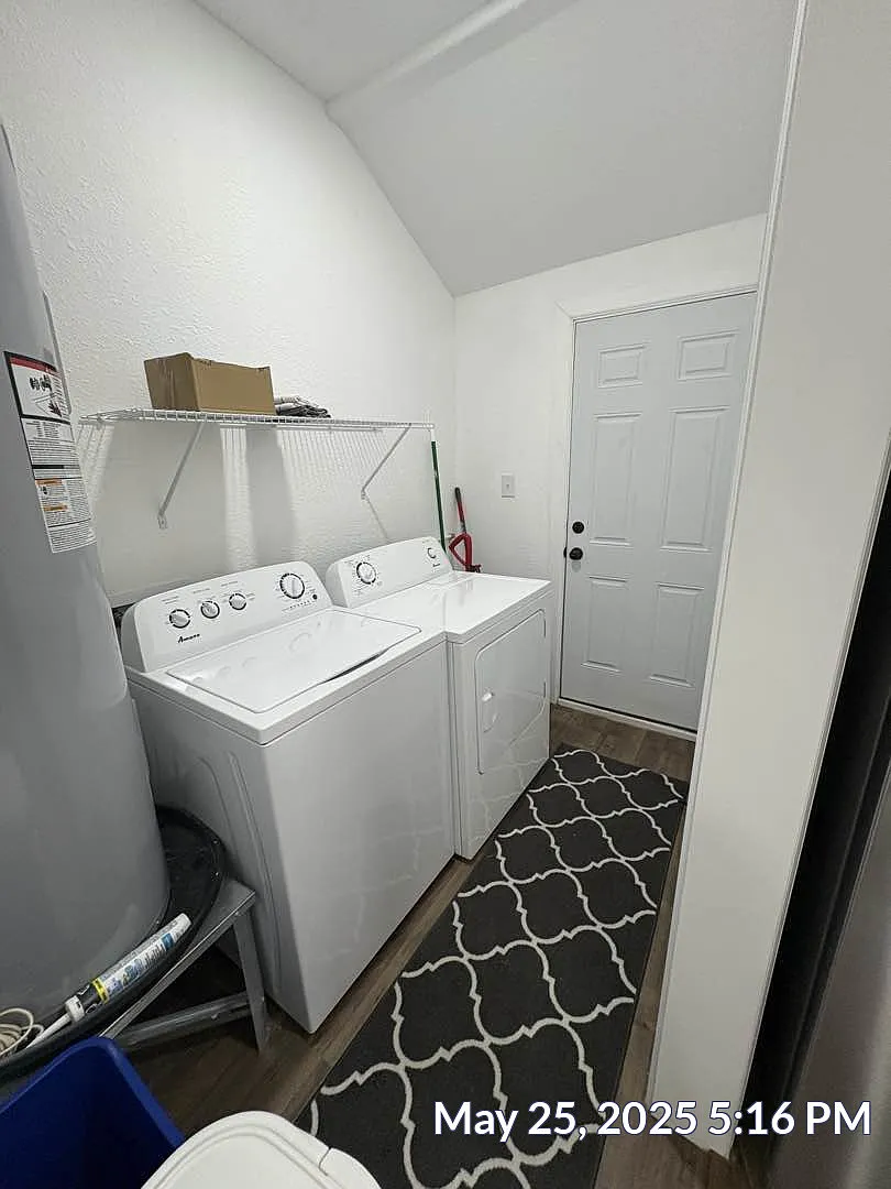 4 bed, 1600 sqft, $2,300 — Photo 4
