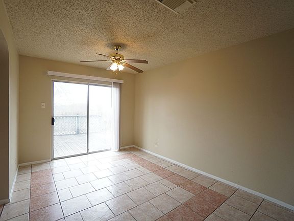 3rd image of 15407 Knollmeadow