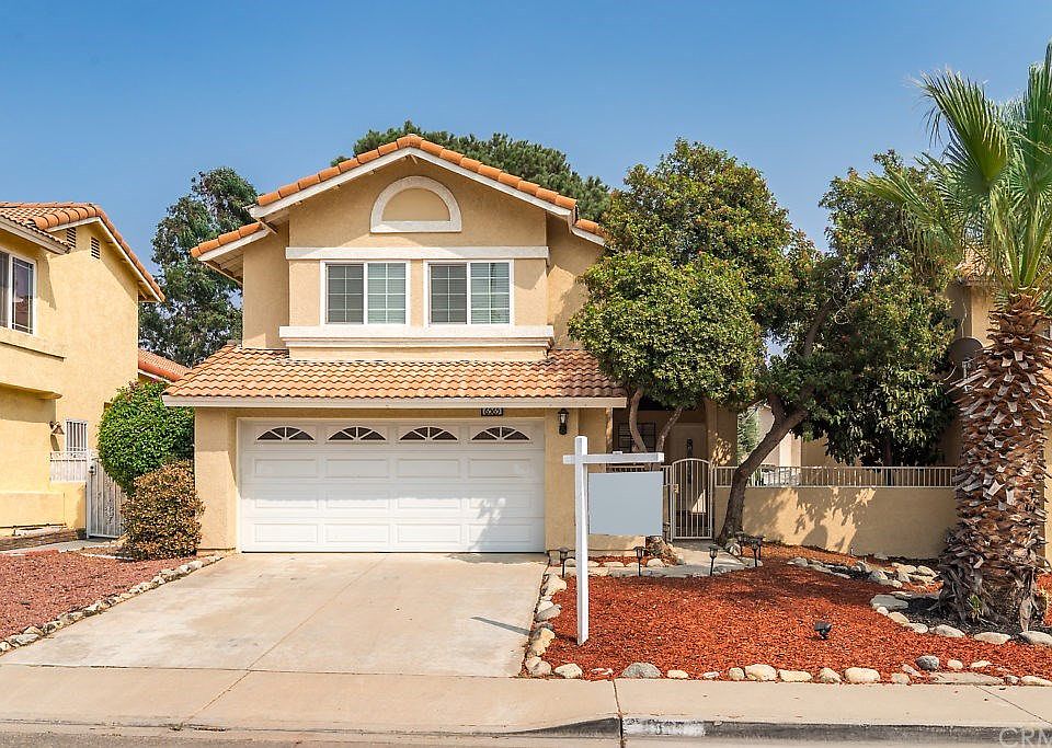1st image of 6565 Pacifica Ave
