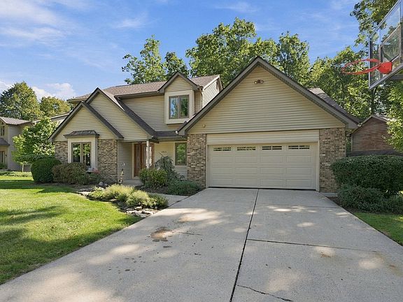 4th image of 10824 Brandy Oak Run