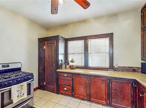 5th image of 1651 Woodland Blvd