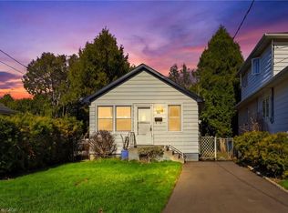 86 Adair Ave S, Hamilton, ON