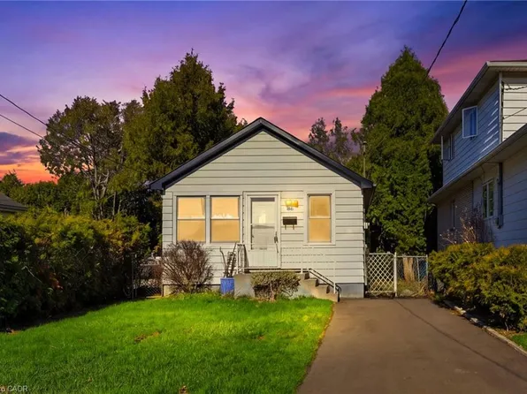 86 Adair Ave S, Hamilton, ON L8K 3S5