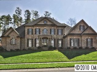 1010 Westbury Dr, Matthews, NC 28104