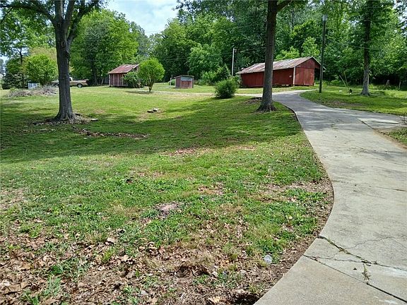 4th image of 3873 Paul Samuel Rd NW #1