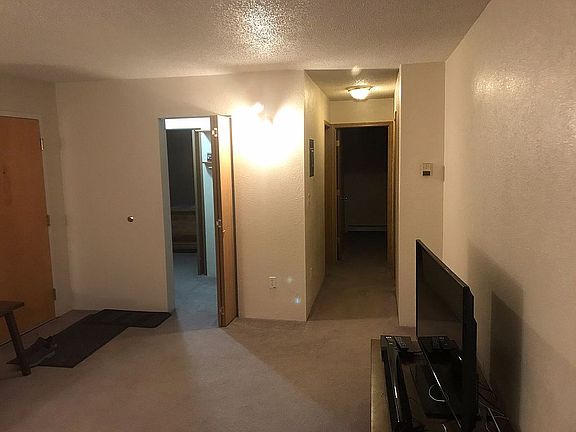 4th image of 77-4 Slater St