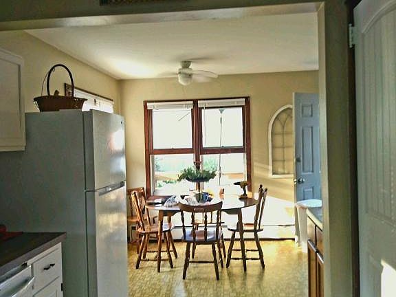 4th image of 13060 Newell Ave