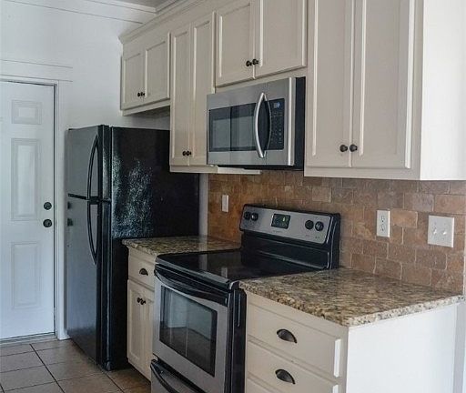 5th image of 1400 9th Ave #8