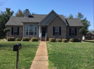 212 Northwoods Dr, White House, TN 37188