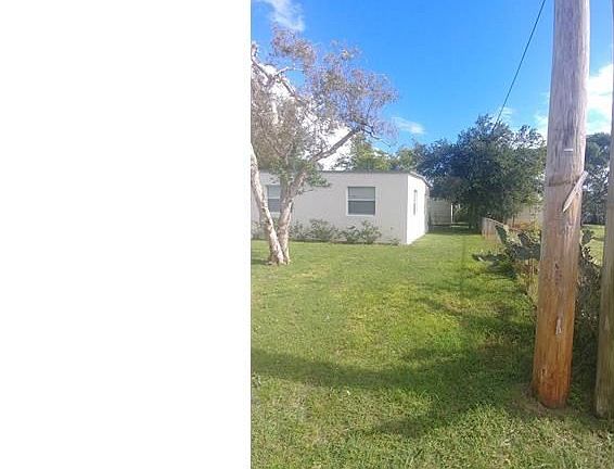 2nd image of 708 NW 15th Ter