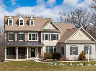 198 Overlook Rd, Morgantown, PA 19543