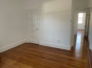 158 S White Horse Pike APT 3, Audubon, NJ