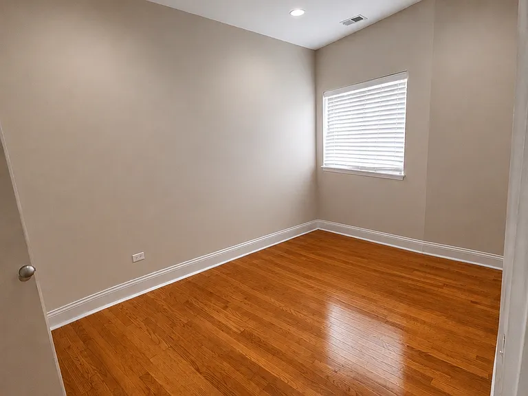 1611 N Meade Ave #3S — Photo 8