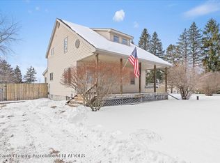 4801 Cemetery Rd, Fowlerville, MI 48836