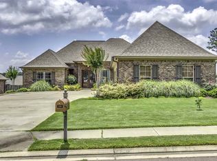 105 Claiborne St, Madison, MS 39110