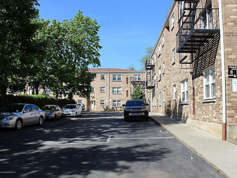 1st image of 165 Cromwell Ave APT 1B