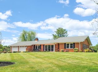 185 Massey Rd, Stuart, VA 24171